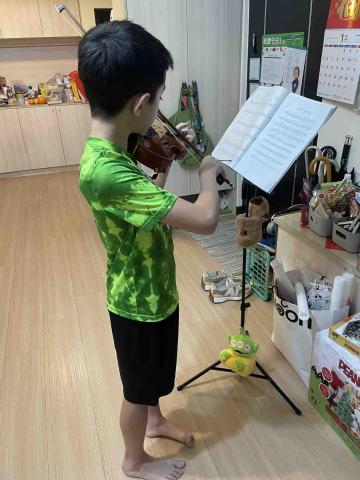 邱品翰小提琴教學與演出 - 小提琴教學