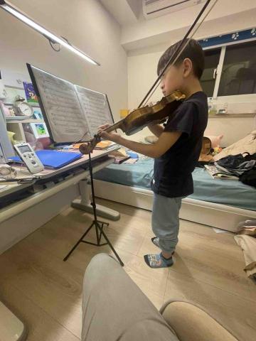 邱品翰小提琴教學與演出 -  小提琴教學