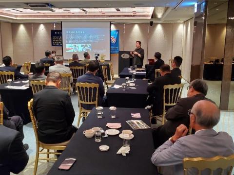 吳幸儒 - 台中市西北扶輪社邀請演講一心二葉的美好