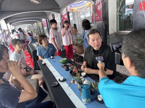 吳幸儒 - 花壇鄉農會推廣在地茉莉花茶設席接待