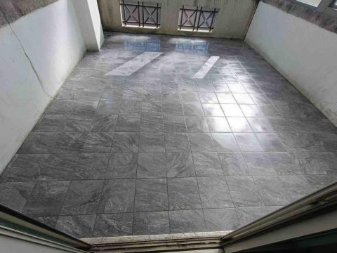 吳振斌 - 陽台地磚翻新