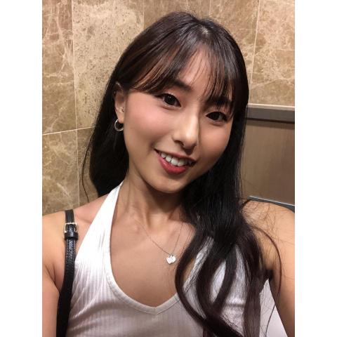 Teddy HOU - Teddian HOU

中文咨詢師/中英翻譯員/漢語水平考試培訓師

我是精通英語的台灣人，畢業於昆士蘭科技大學市場營銷碩士班。自 2020 年以來，我不停的在協助客戶做中英文之間的翻譯以及培訓客戶這兩種語言。無論是商業目的還是個人需求方面，我都能夠透過有效率又精準的方式來協助你，保證達到或甚至超越你的理想目標。