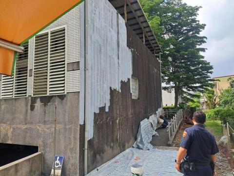 冠華油漆工程 - 施工中