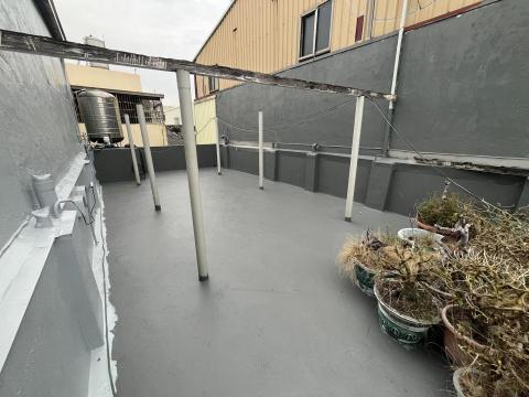 狗哥工程行/油漆/防水/電器/衛浴 - 頂樓防水施工後
