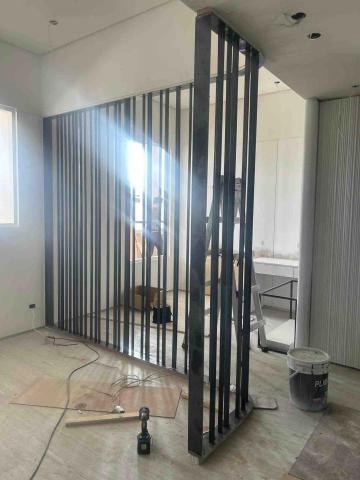 智傑金屬工程 - 隔柵屏風