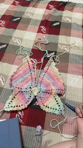 鄭憶珊 - 毛線鉤織（比基尼、小可愛）