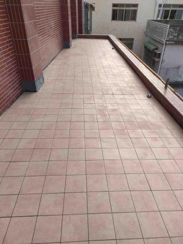 謝承江 - 地磚完成