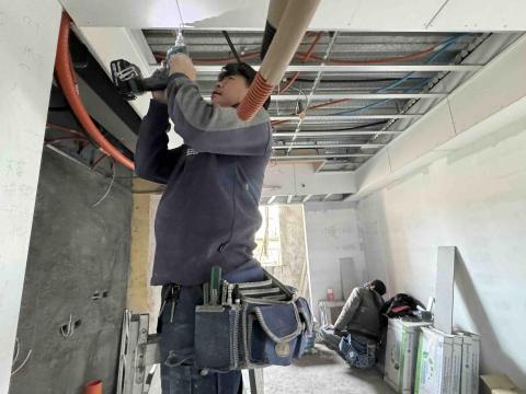 勝宇拆除承包工程行 - 土建承包