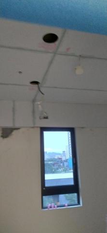 易與油漆工程 - 