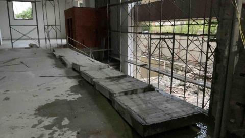 昱廣工程行 - 長9米高1.2米女兒牆切除