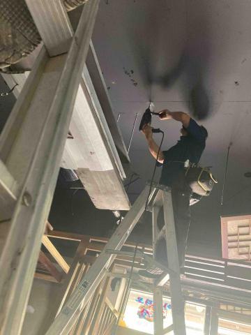 承億科技 - 麻坡韓式烤肉吊隱冷氣維修保養or移位管線更換