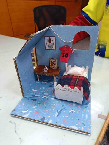 林品妤（小燕子老師） - 