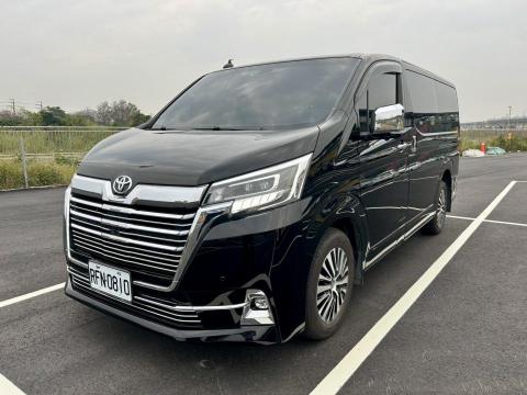 🚐小張職業司機🧑‍💼 - 2024年Toyota Granvia 