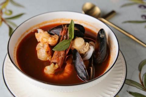 林維倫 bambi lin - 地中海海鮮湯