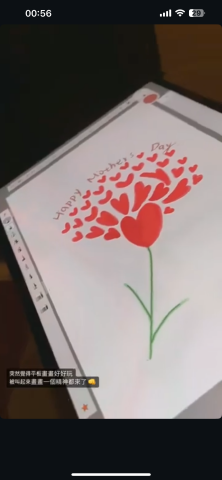 徐宥檸 - 2024年母親節畫的康乃馨，還沒有跟平板還有觸控筆變朋友，所以當下真的畫了好久～