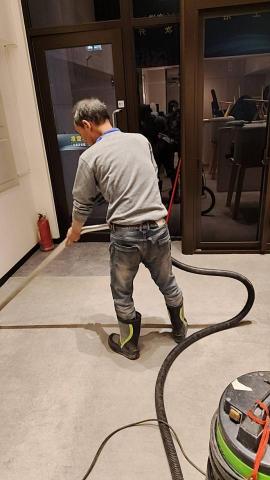 藍泳清潔管理 - 銷售中心地毯清洗