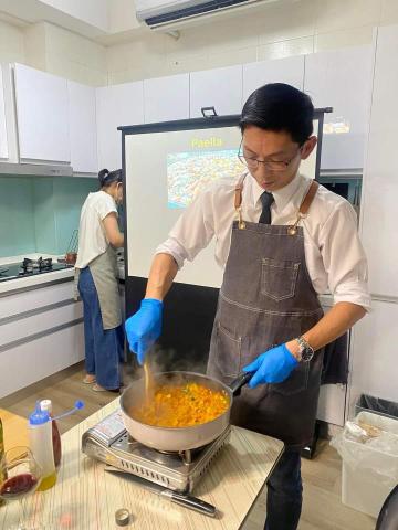 林傳凱 - 海鮮燉飯與葡萄酒的相遇