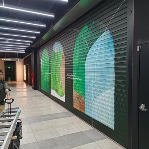 九狐廣告企業社 - 鐵捲門施工