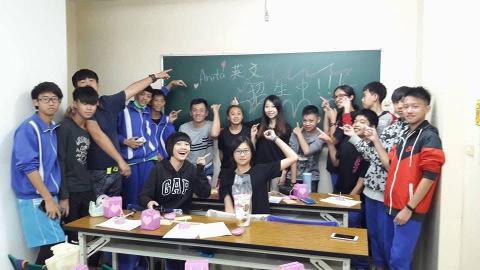 Anita - 補習班活動-手作香氛蠟燭