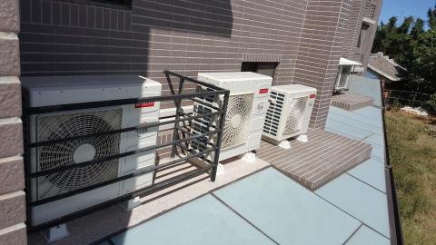 星馬空調工程行 - 室外機施工