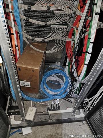 黃虹嘉 (嘉躍科技) -  黃虹嘉 (嘉躍科技) -