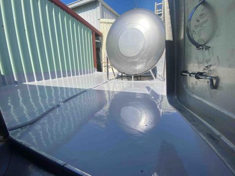 源威建築裝修 - 屋頂防水pu施工