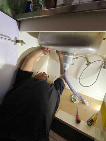 郭育榿 - 水龍頭更換 郭育榿 - 水龍頭更換