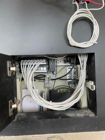 黃虹嘉 (嘉躍科技) -  黃虹嘉 (嘉躍科技) -