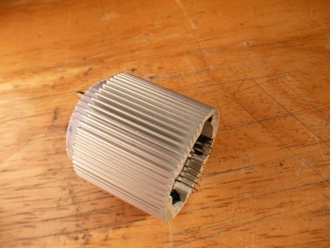 大熊哥 - 可更換的LED電源