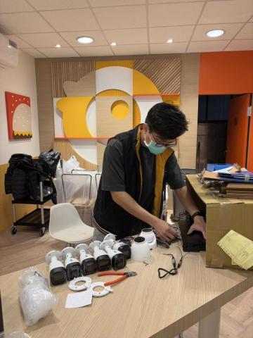 黃虹嘉 (嘉躍科技) -  黃虹嘉 (嘉躍科技) -