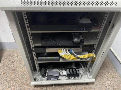 黃虹嘉 (嘉躍科技) -  黃虹嘉 (嘉躍科技) -