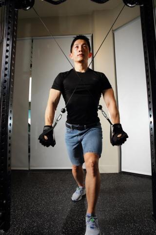 肌動戰室/運動按摩/1對1健身 - 