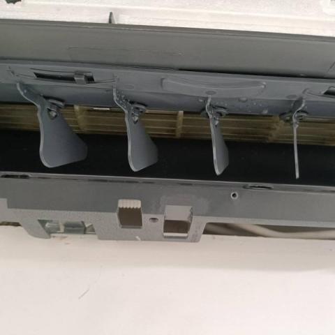 熊亮冷氣清潔工作室 - 