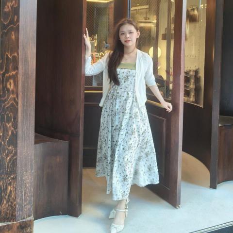 提供包包种类服務的專家李安茹