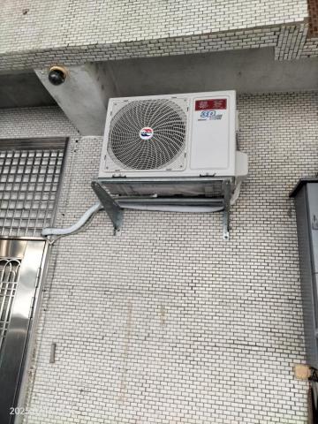 管雲飛 - 冷氣維修更換