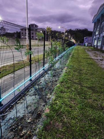 宏岳工程行 - 校園圍牆LED燈條架設