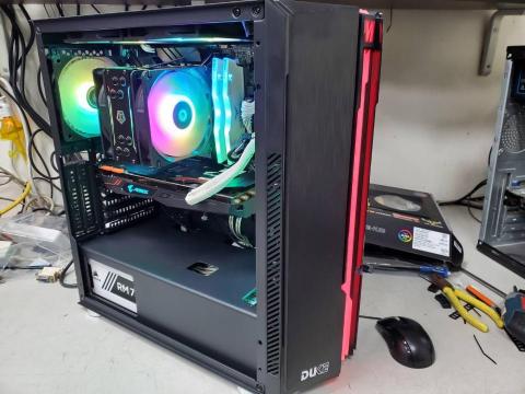 捷修國際電腦有限公司 - 客戶需求安裝電腦示意圖