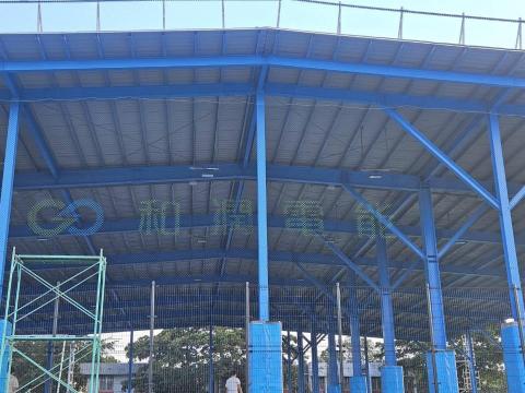 宏岳工程行 - 球網噴字噴logo