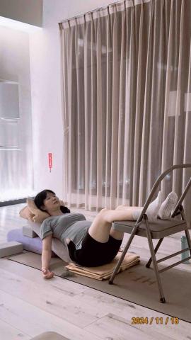 謝禎玲 -  孕婦瑜伽