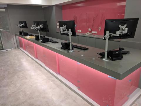 捷修國際電腦有限公司 - 門市賣場也有電腦系統可完成安裝,相關需求也可以完善協助建置!