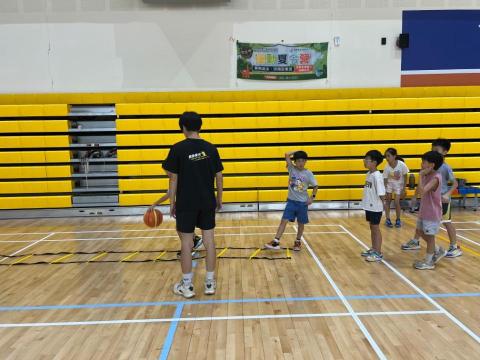 提供籃球歌服務的專家祖安