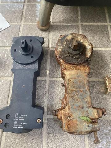 書田企業，地絞鏈，門弓器，平推鎖.門卡卡.門脫落[鐵工] - 更換地絞鏈