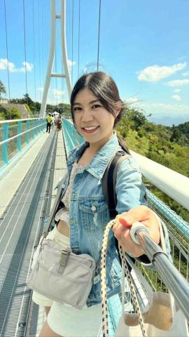 提供唱歌服務的專家王老師