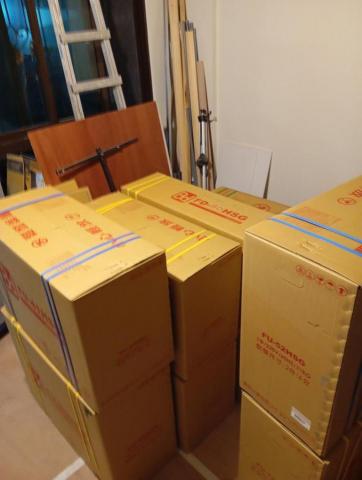 zuo1988裝修工程施工隊 - 分離式空調吊隱機到貨