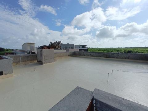 謝子毅 - 業主的防水施工及隔熱面漆