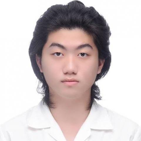 提供數學系出路服務的專家顏睿男