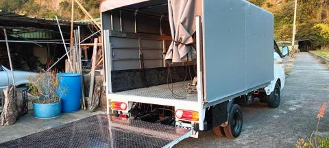 青葉直達運輸 - 