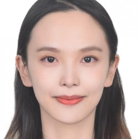 提供韓文服務的專家楊小姐