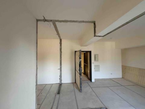 禾川拆除修繕團隊 - 輕質水泥牆拆除