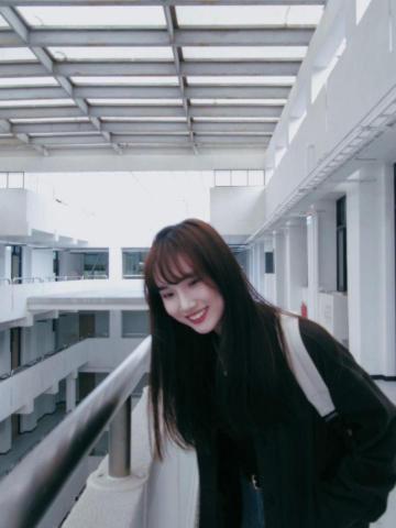 提供分析化學暑修服務的專家邱煜歡